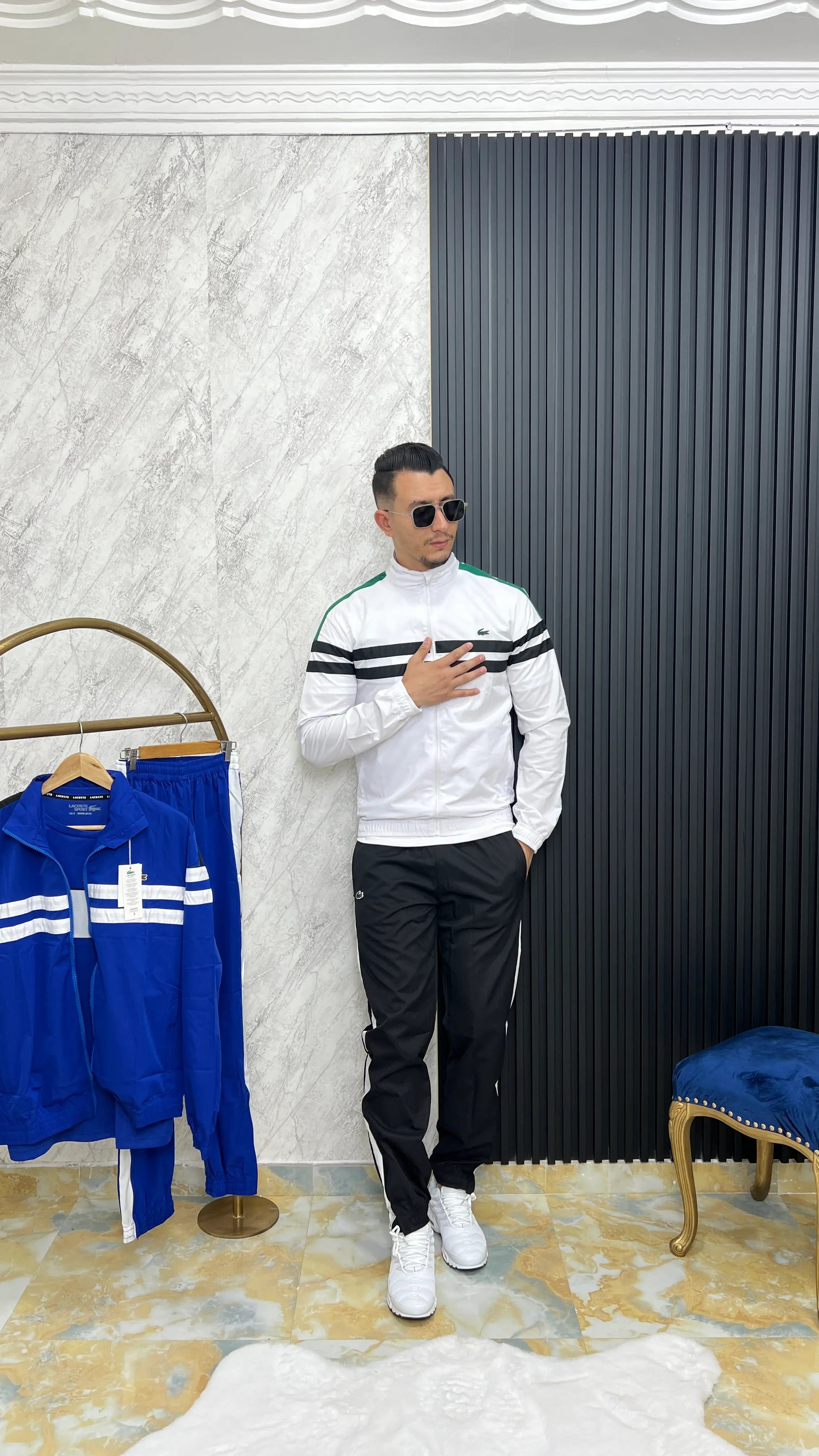 Ensemble lacoste milano 2026