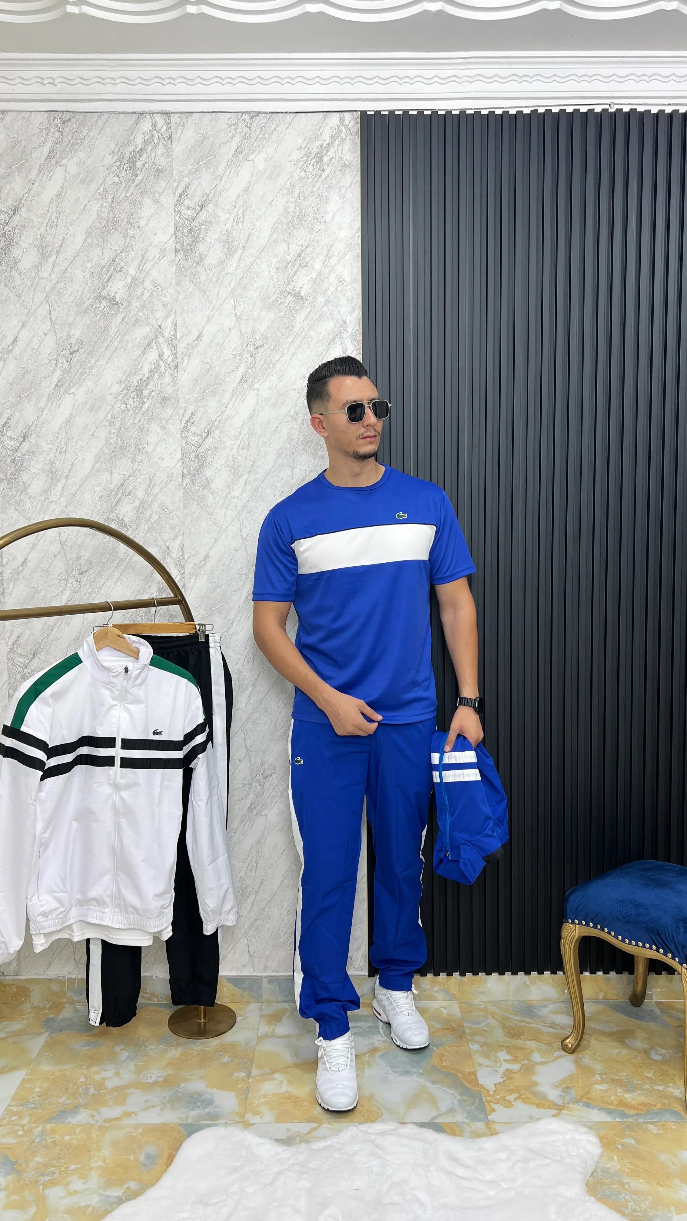 Ensemble lacoste milano 2026
